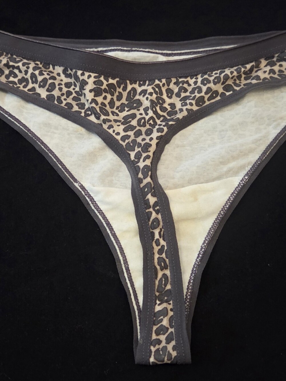 Women's   Cotton Thong  Panty Well Worn Size M 8-10